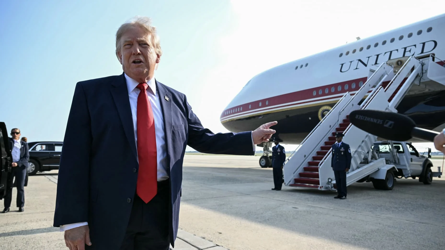 Trump says outside funds ‘run my money’ after disclosure shows billions in 2025 revenue